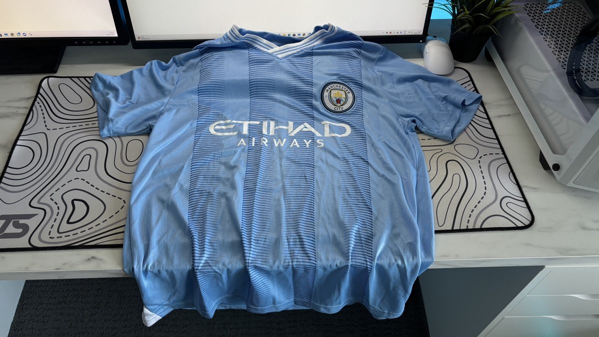 Canottiere & Pantaloni: Manchester City Trikot – Nuovo (secondo la descrizione) da Münchenbuchsee venduto da ore_wlr9