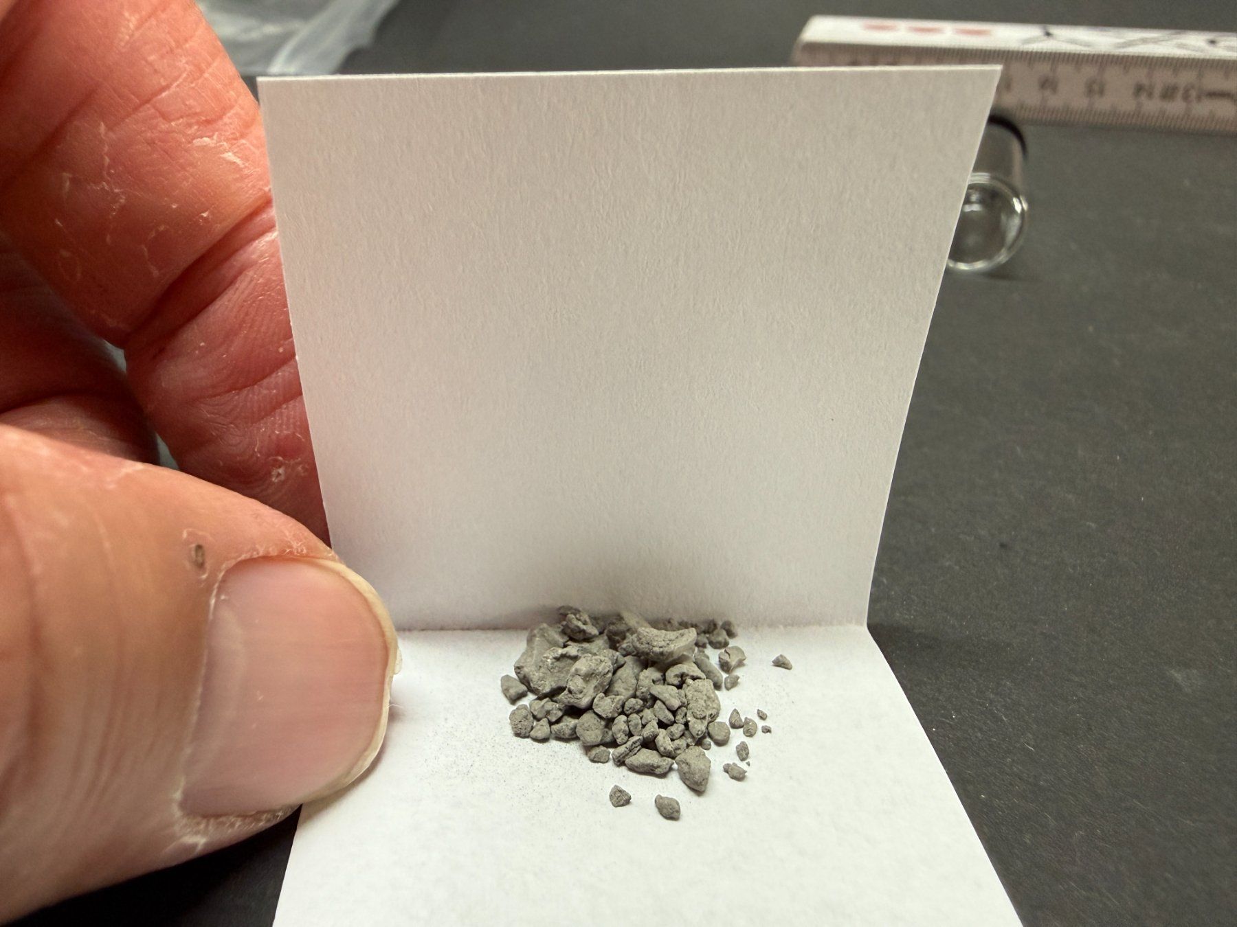 Metalli preziosi: Platin, Pulver, 99,9% Pt, 1 g – Usato da Lützelflüh-Goldb venduto da Elementis 3