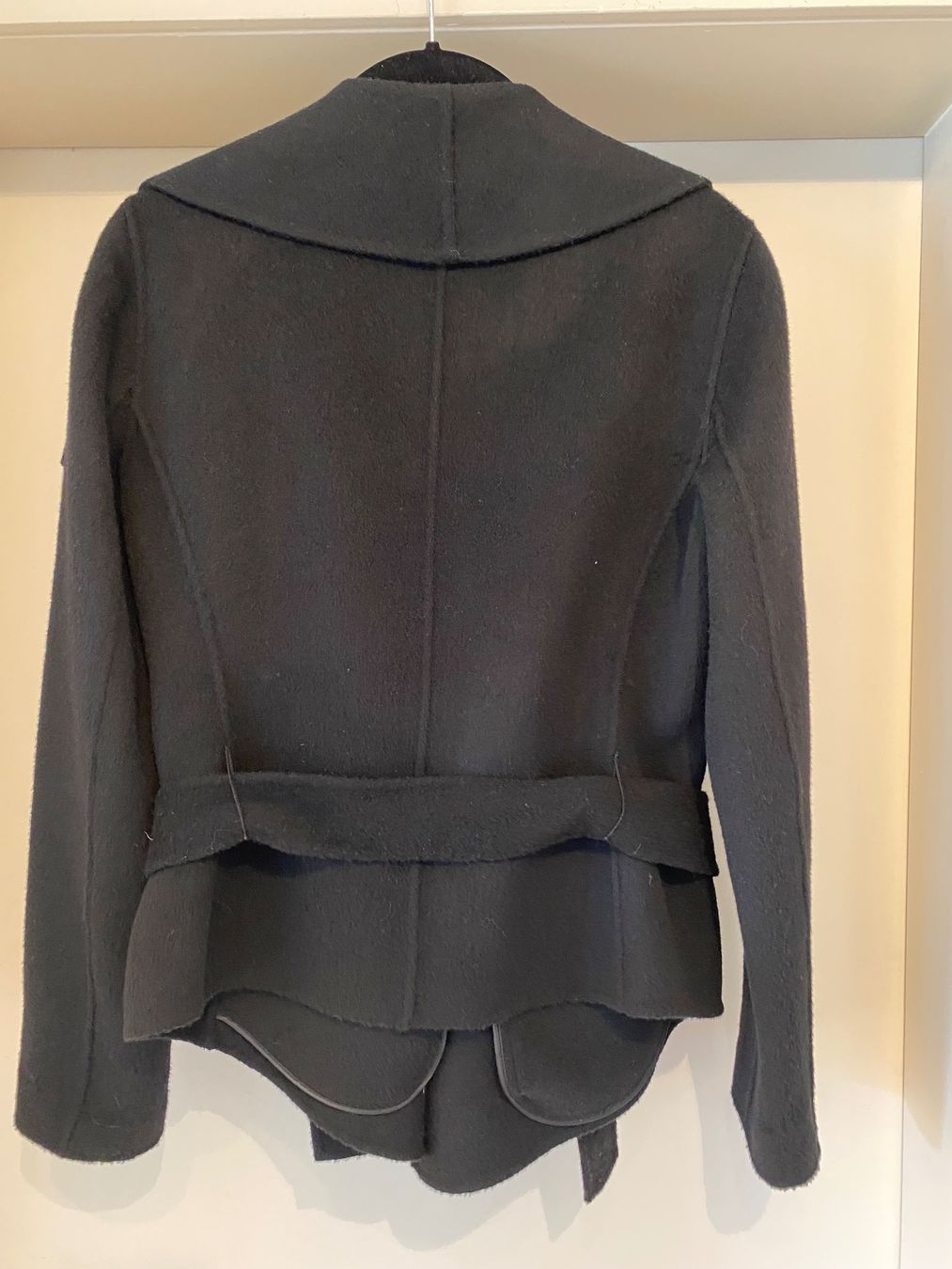 J.Crew Giacche: Sehr schöne Jacke mit Bindegürtel – Usato da Freienbach venduto da sala8807 1