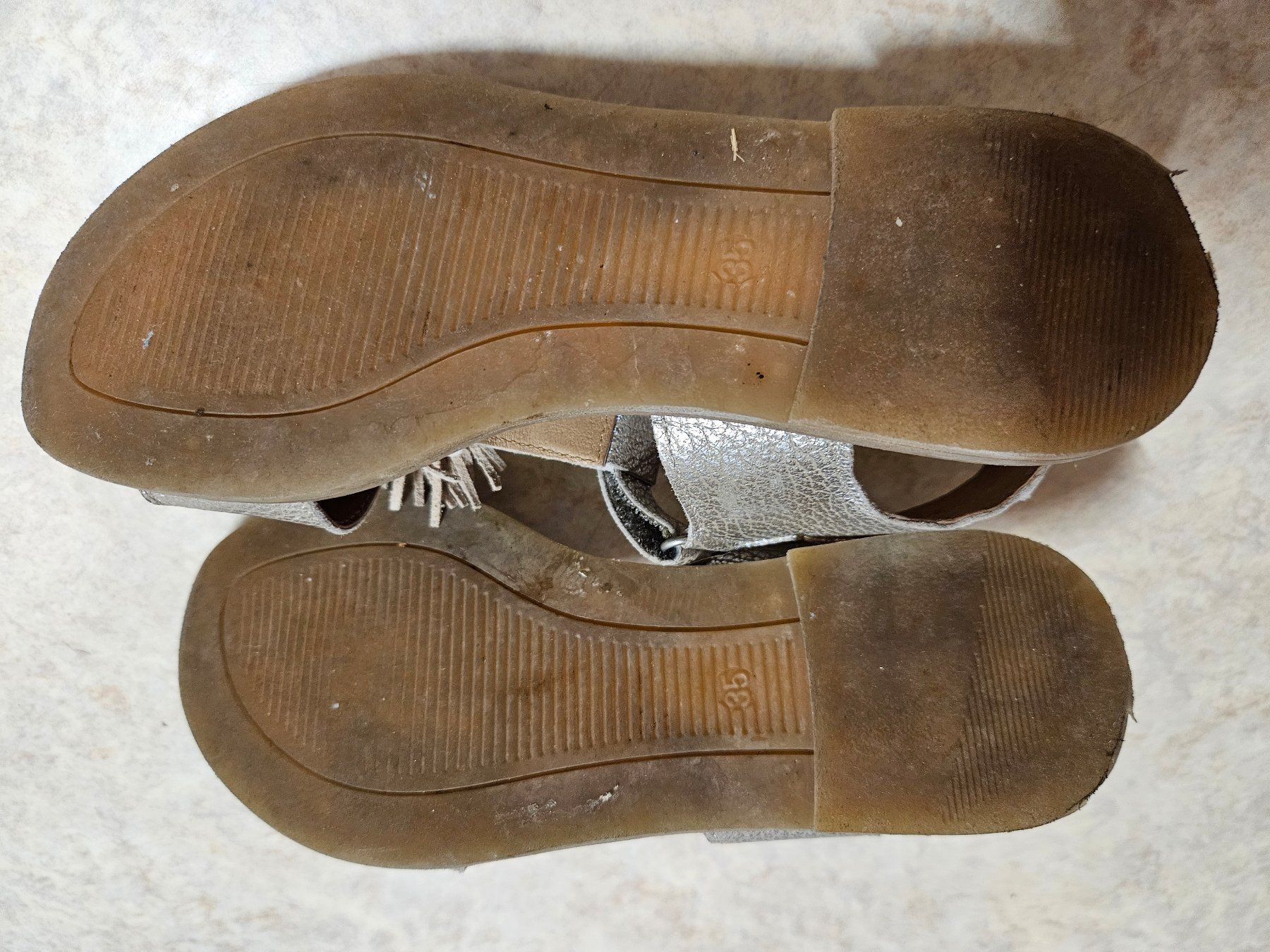 Schuhe für Mädchen: Ledersandalen 35 – Gebraucht aus Hünenberg von lexli06 2