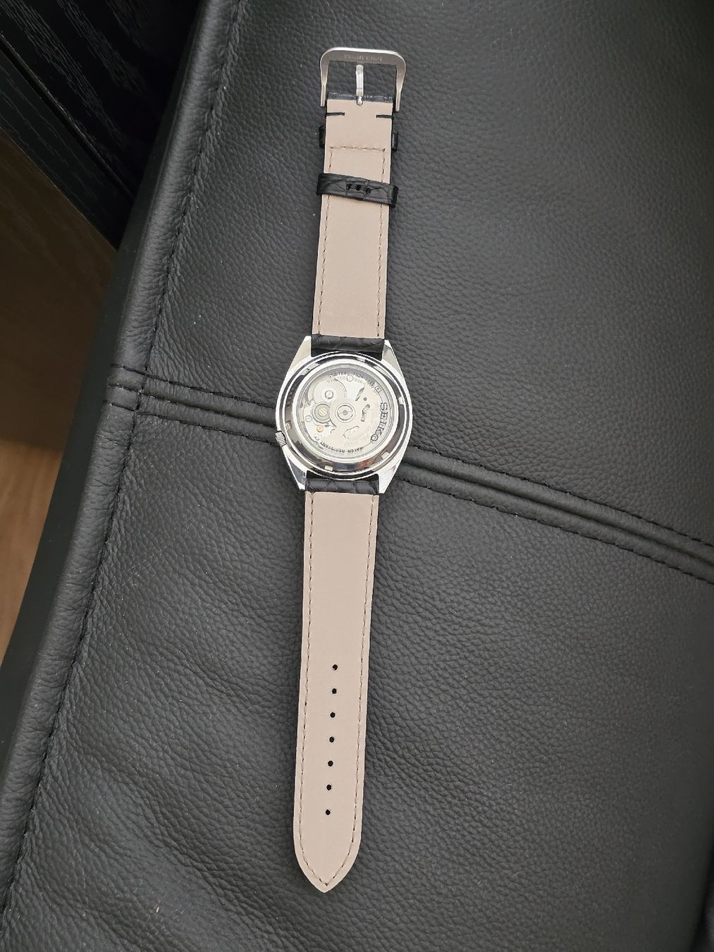 Seiko Uhren: Seiko 5 automatique,  verre plexi  – Gebraucht aus Grand-Lancy von Precision-GE 6