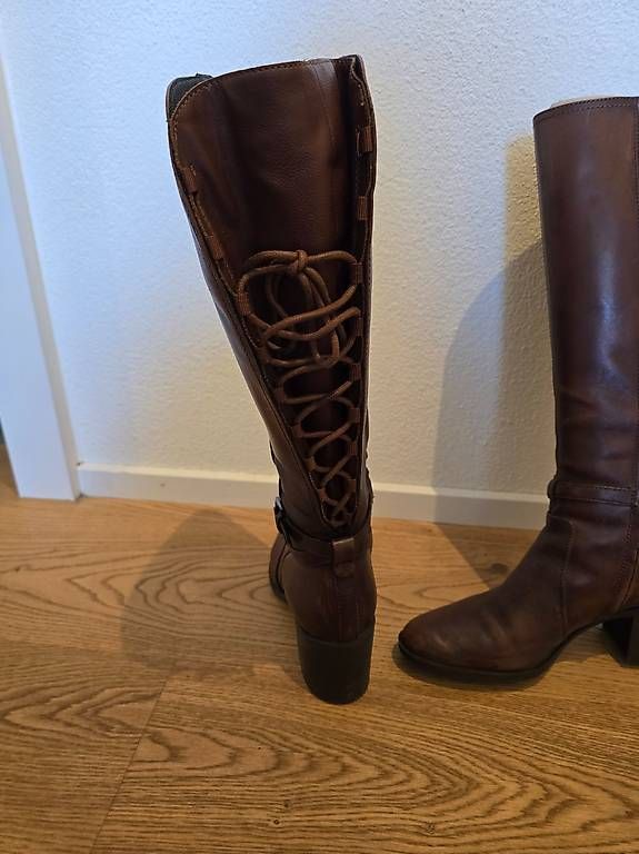 Scarpe da donna: Schöne Weitschaftstiefel von Geox – Usato da Kriens venduto da 26bp 2