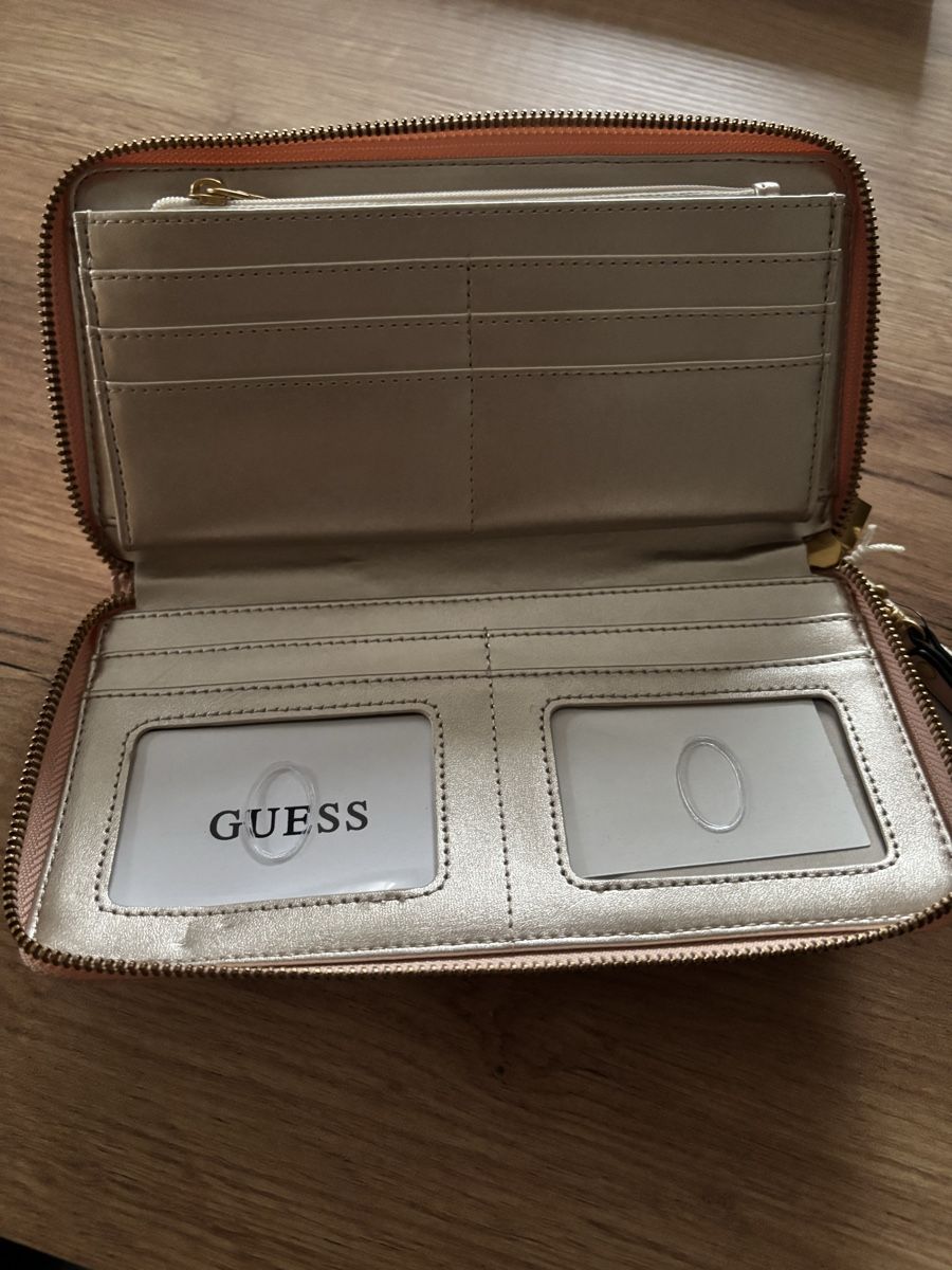Guess Portamonete: Portemonnaie GUESS – Nuovo (secondo la descrizione) da Salmsach venduto da ManiundSid01 1