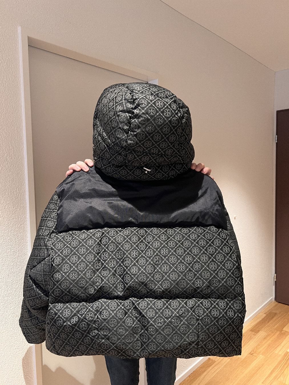 Tory Burch Giacche: Tory Burch size M- Quilted Jacquard Down Jacket – Nuovo e nell'imballaggio originale da Altdorf UR venduto da Swissglam 6