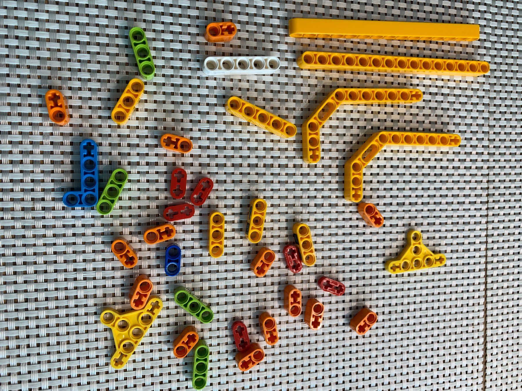 Lego Giocattoli: Lego Technik 42099 farbige runde Lochbalken – Usato da Buochs venduto da Techtelmechtel