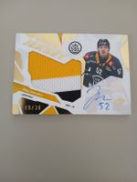 Jesper Peltonen Hockey Karte 19/30 mit Autograph und Jersey