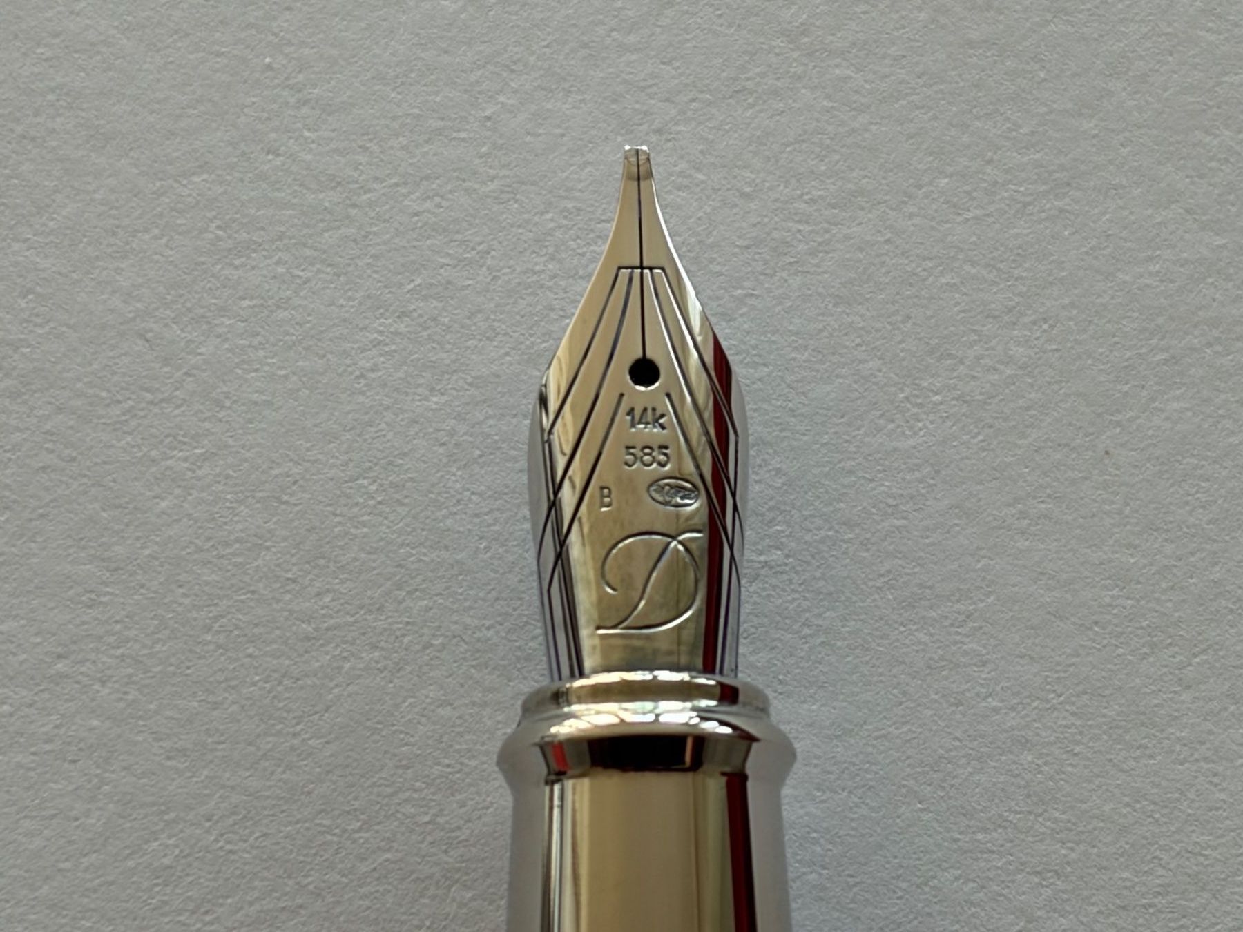 Altro in Scrittura & Disegno: S.T. Dupont Füllfederhalter – Usato da Oberrieden venduto da he11hass 6