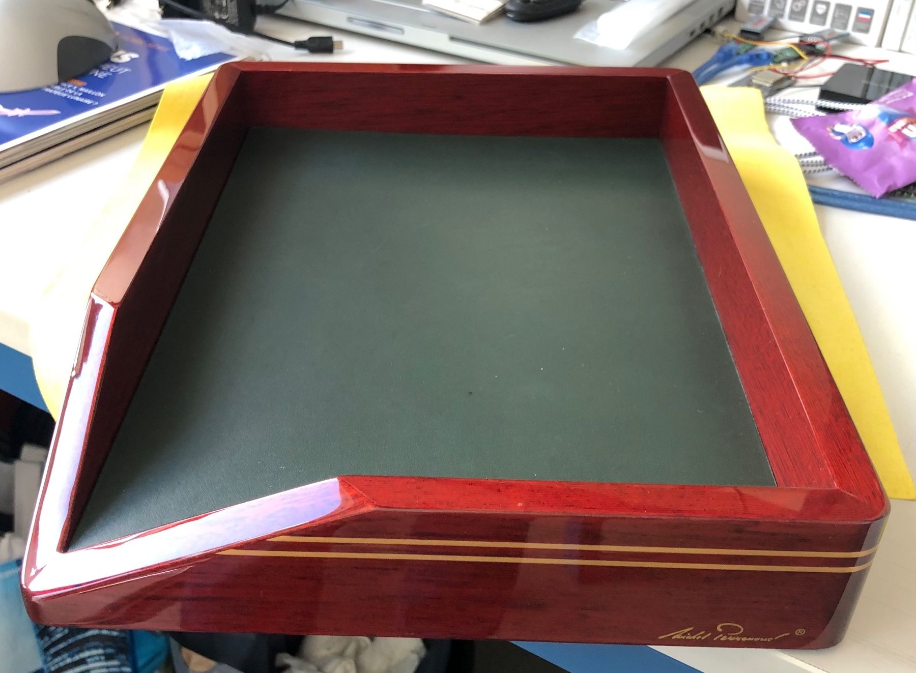 Altro per la casa: Luxe Corbeille à Courrier A4 – Nuovo e nell'imballaggio originale da la Chaux-de-fonds venduto da Ichiyen