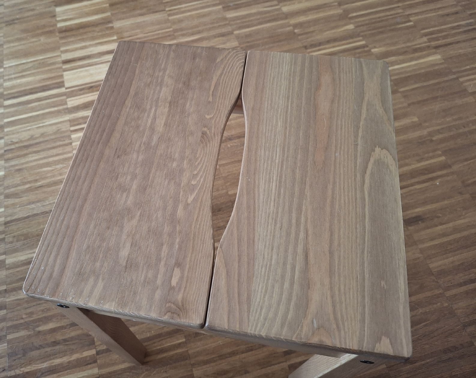 Ikea Sgabelli: Holz Hocker mit Schlitz im Deckel – Usato da Basel venduto da ele_9bm9 2