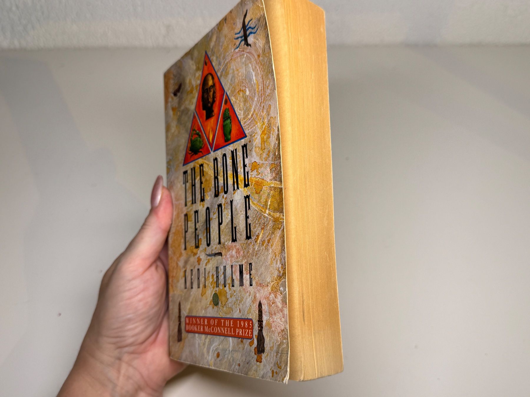 Libri: NOVEL: Kari Hulme, The Bone People – Usato da Grosswangen venduto da English_books 1