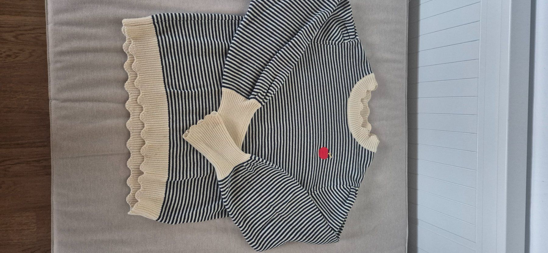 Desigual Lotti & Set di vestiti: 7 Pullover und 1 Schlafanzug Gr.134/ 152 – Usato da Wittenbach venduto da elfe77rot 5