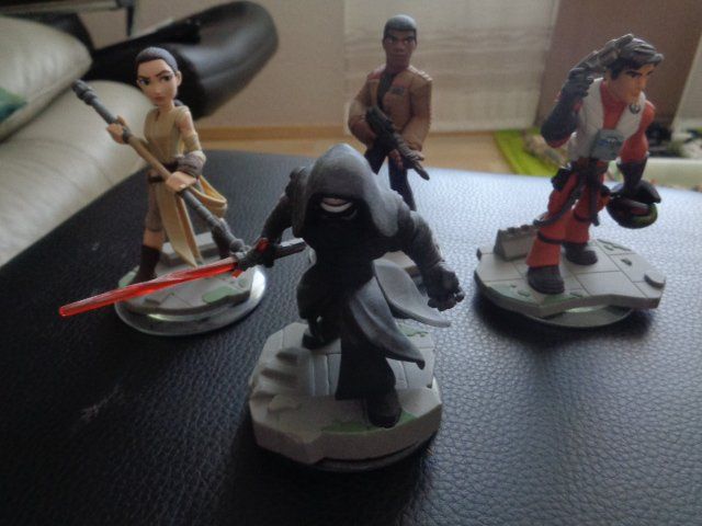 Disney Giochi: Ps4 Disney Infinity Star Wars The Force awackens – Usato da sargans venduto da Angamar