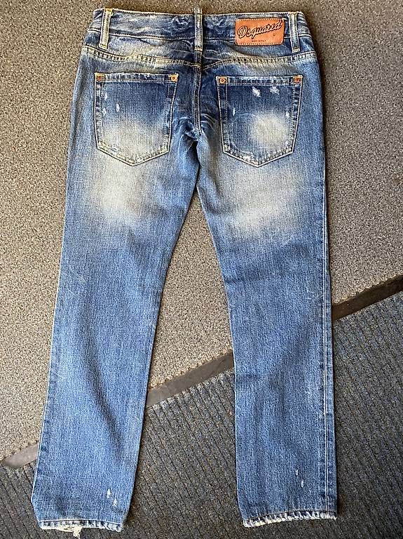 Jeans: DSQUARED Jeanshose – Usato da St. Gallen venduto da Konstanza 2