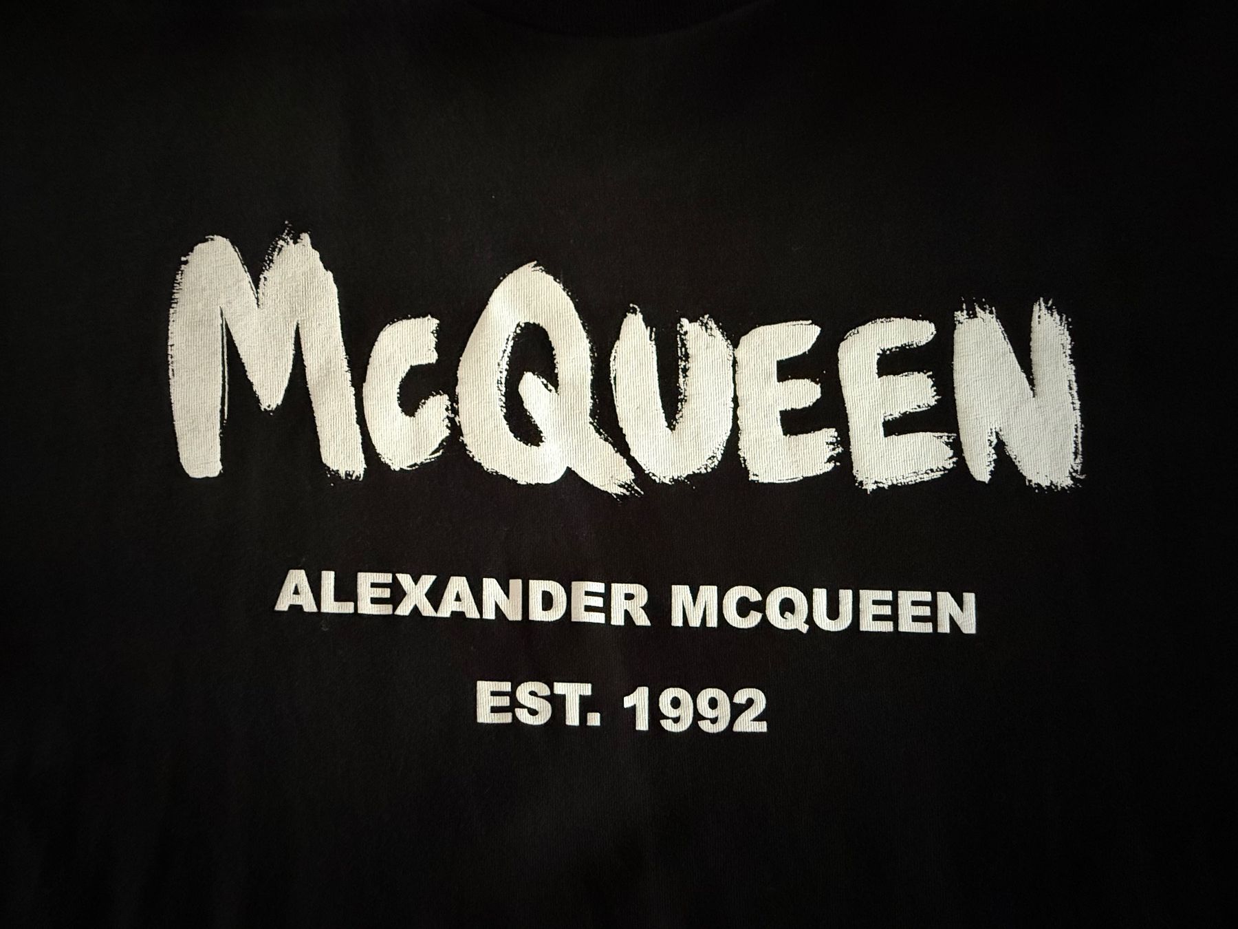 Alexander Mcqueen T-shirt: Alexander McQueen T-Shirt Size 44 Black – Usato da Basel venduto da Rouge. 1