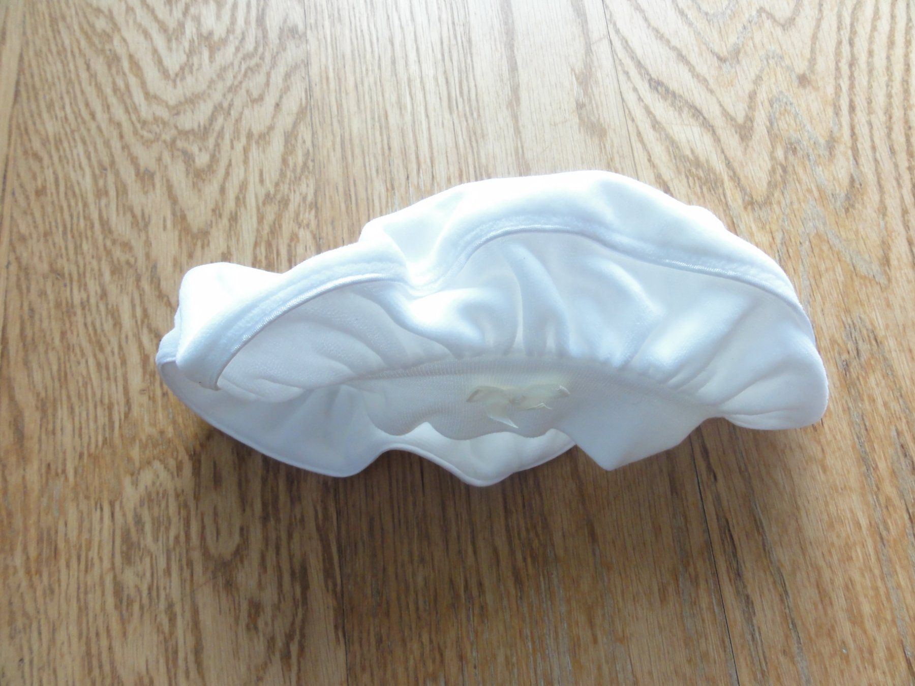 C&A Copricapi, berretti & cappellini: Baby-Beret weiss, Gr. 68 – Usato da Riedholz venduto da Taweva 1
