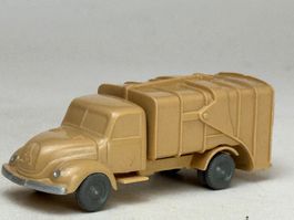 GB1- Wiking Magirus Kerichtwagen unverglast beige