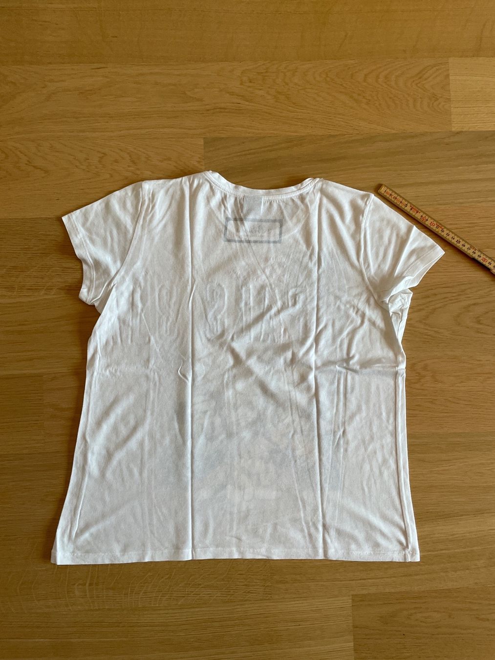 Disney T-shirt: Tshirt Disney Mickey Mouse 38 – Usato da Basel venduto da pilzliii 3
