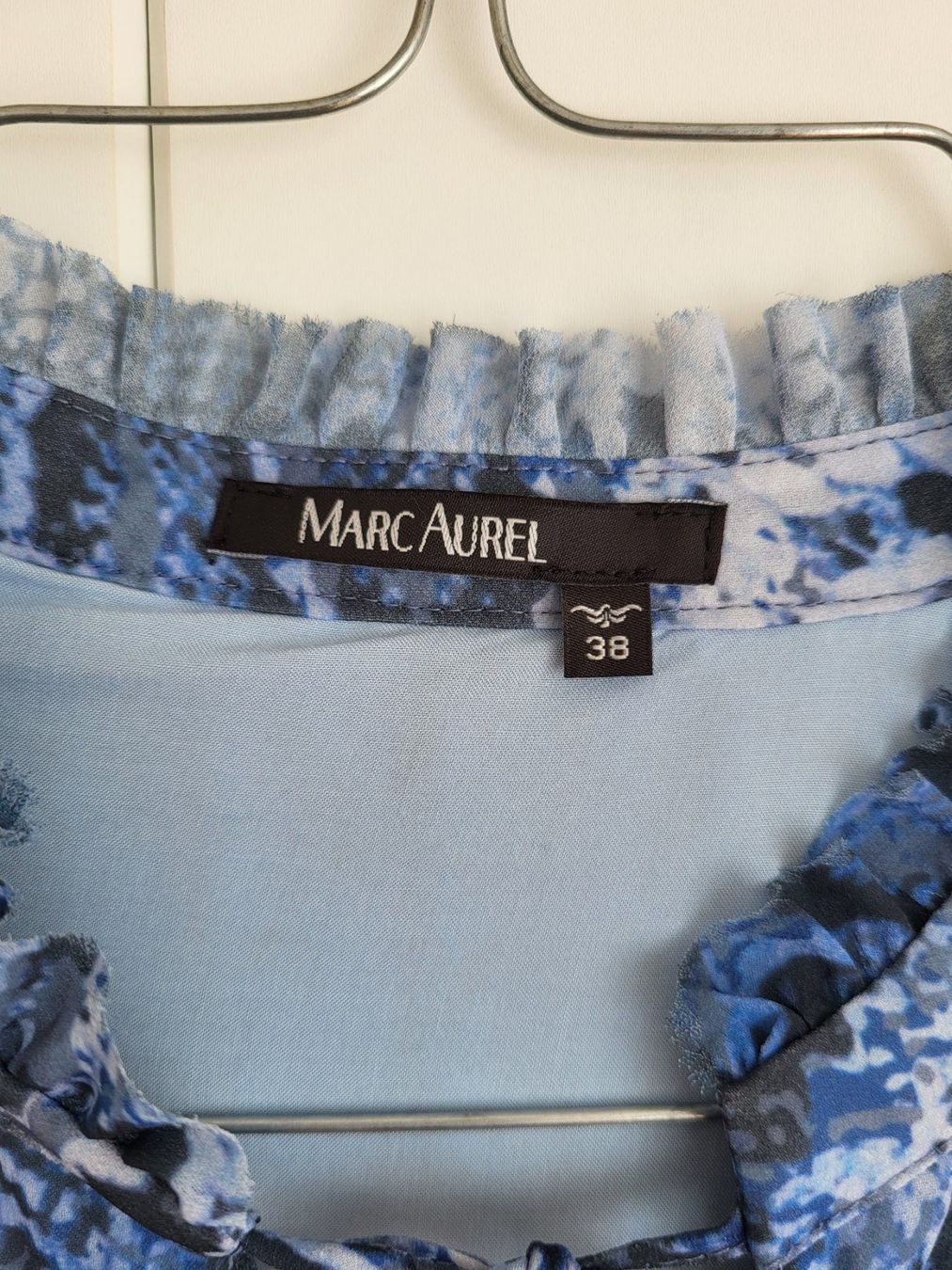 Vestiti: MARC AUREL Kleid, Gr.38 - Schlange Muster, Blau – Usato da Baar venduto da clar6 6
