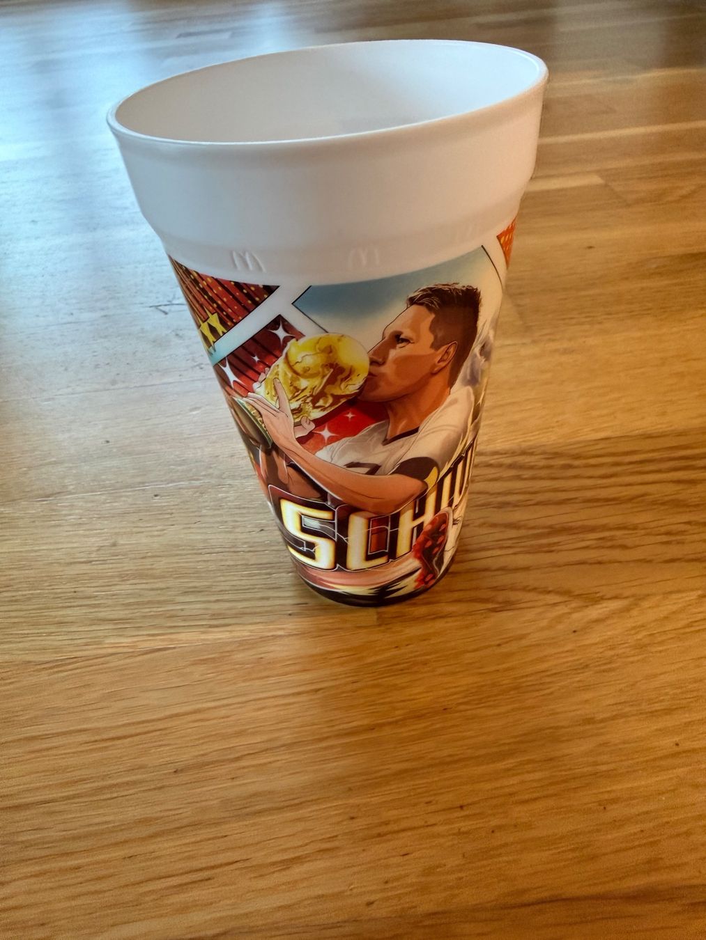 Mc Donald's Verres: Gobelet McDo édition spéciale - Schweinsteiger – Neuf (Voir description) à Delémont par IbraWinz