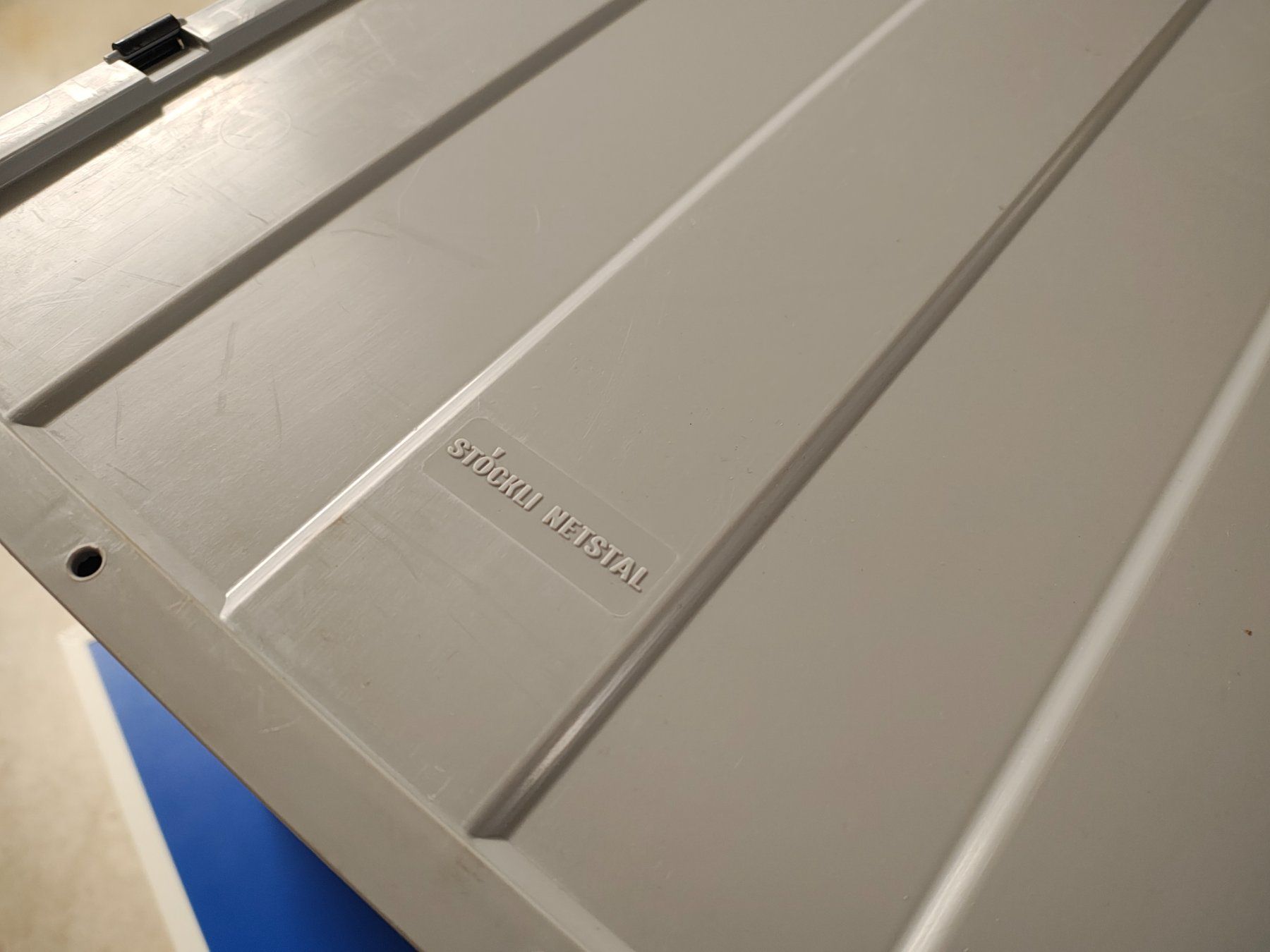 Stöckli Behälter & Ähnliches: Transportbox / Normbehälter Stöckli 80 l mit Deckel – Gebraucht aus Bonstetten von Navilo 2