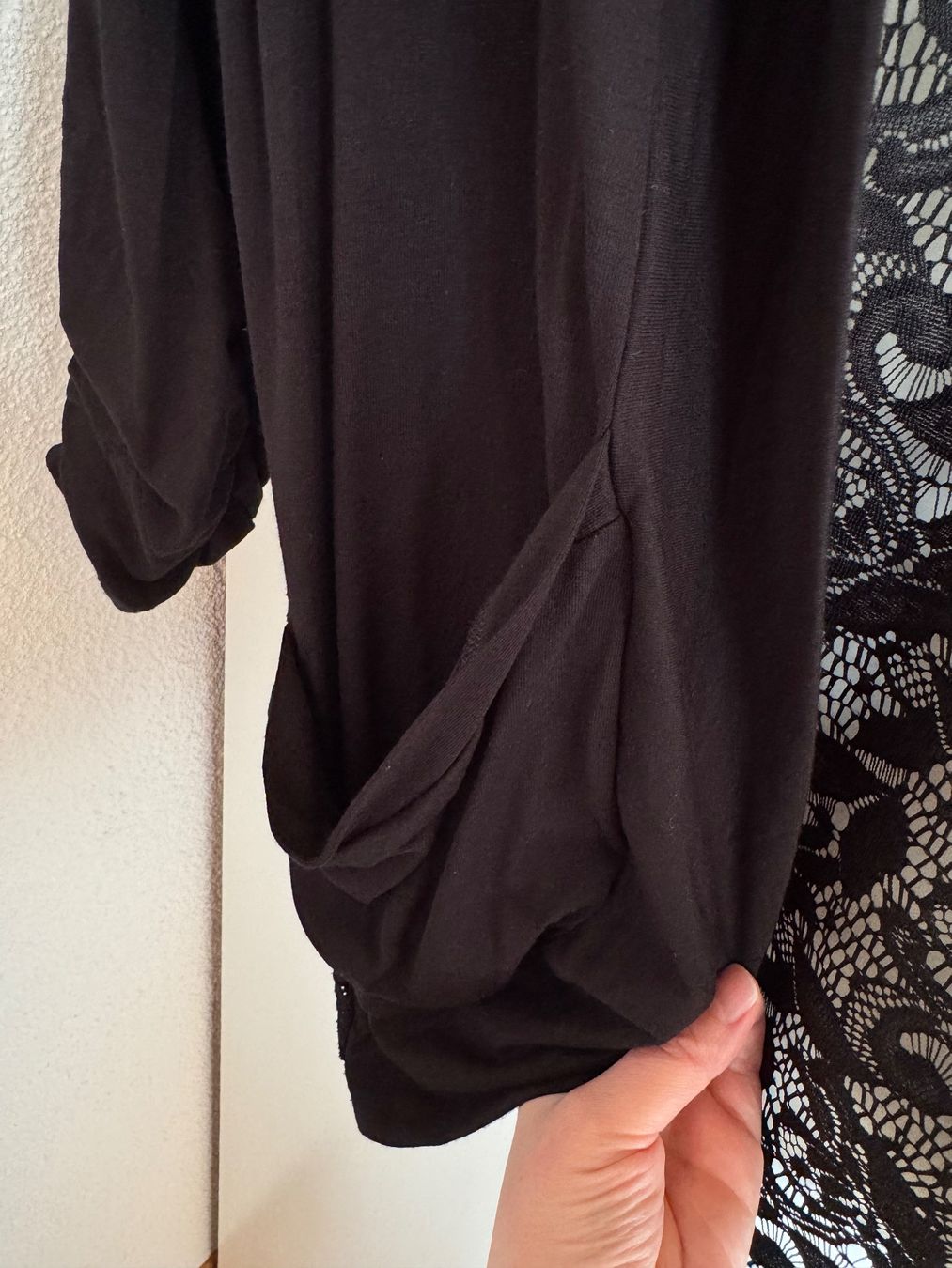 Anna Field Giacche: Schwarze Strickjacke, Gr. 36, black – Usato da Gommiswald venduto da Aloha.Spirit 3