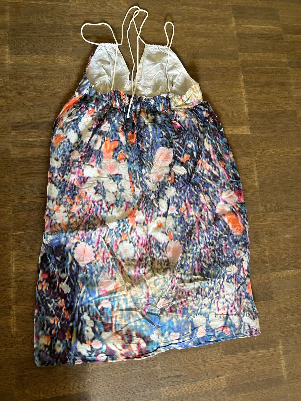 Vestiti: Robe Chatawak – Usato da Delémont venduto da nounvince 1