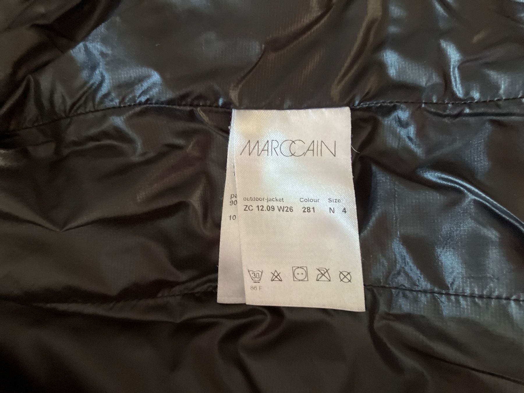 Marc Cain Jacken: Marc Cain Winter Jacke, Rot – Gebraucht aus Unterägeri von Bettsofa123 4