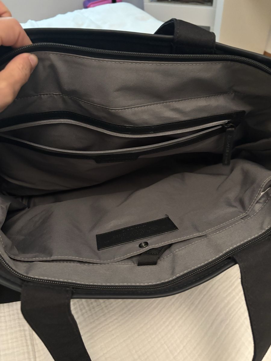 Kapten & Son Taschen: Kapten & Son HELLVI LARGE Shopping Bag schwarz – Gebraucht aus St. Gallen von heartbug 3