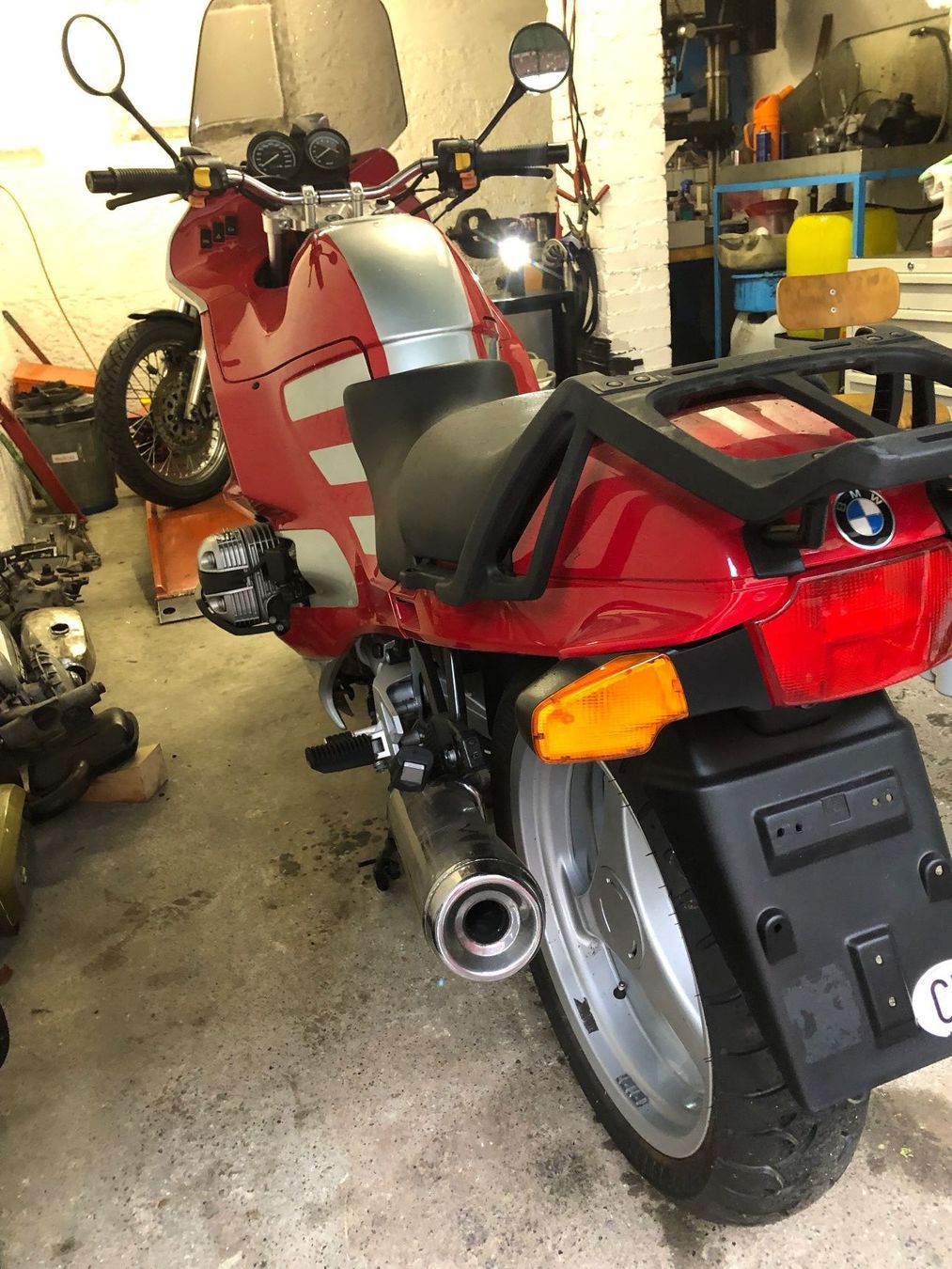 BMW Touring: BMW R1100 RS 75Jahre – Usato da dättlikon venduto da sulsimoto 4