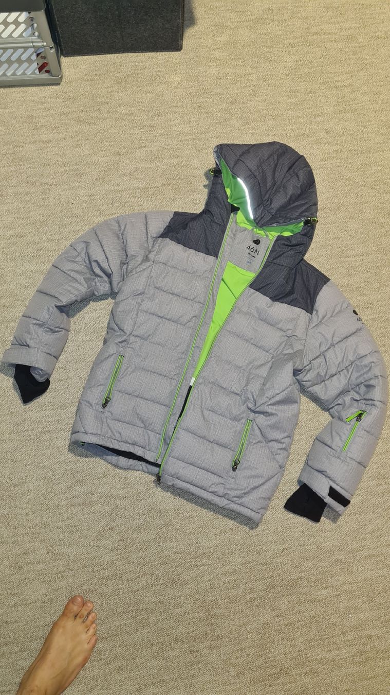 46 Nord Vestes & Manteaux: 46 NORD Ski Down Jacket Size 164 Grey/Lime – D'occasion à Schneisingen par adrian.mathis