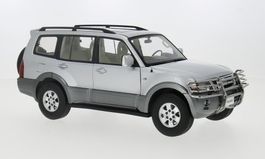 Mitsubishi Pajero V73 Phase II 2003-2006 silber met. / grau
