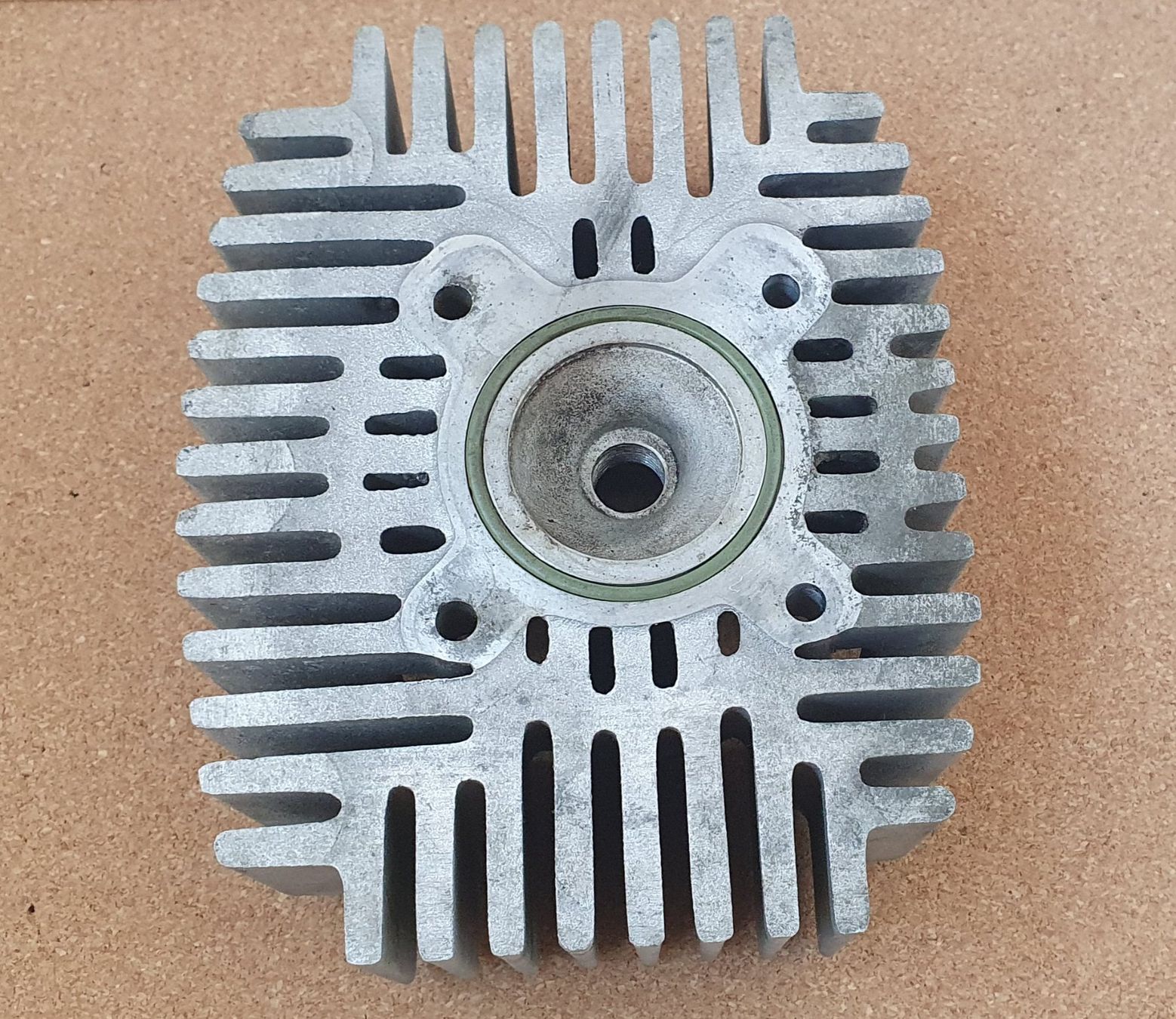 Ciclomotori: Zylinderkopf Sachs 535 mit Kat. – Usato da Schmerikon venduto da veluxfreak 1