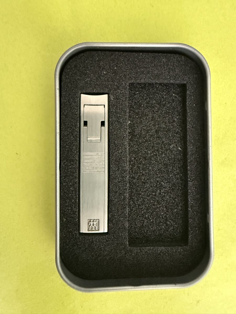 Künstliche Fingernägel: Designer-Nagelknipser – Neu (gemäss Beschreibung) aus Grenchen von Bastet007