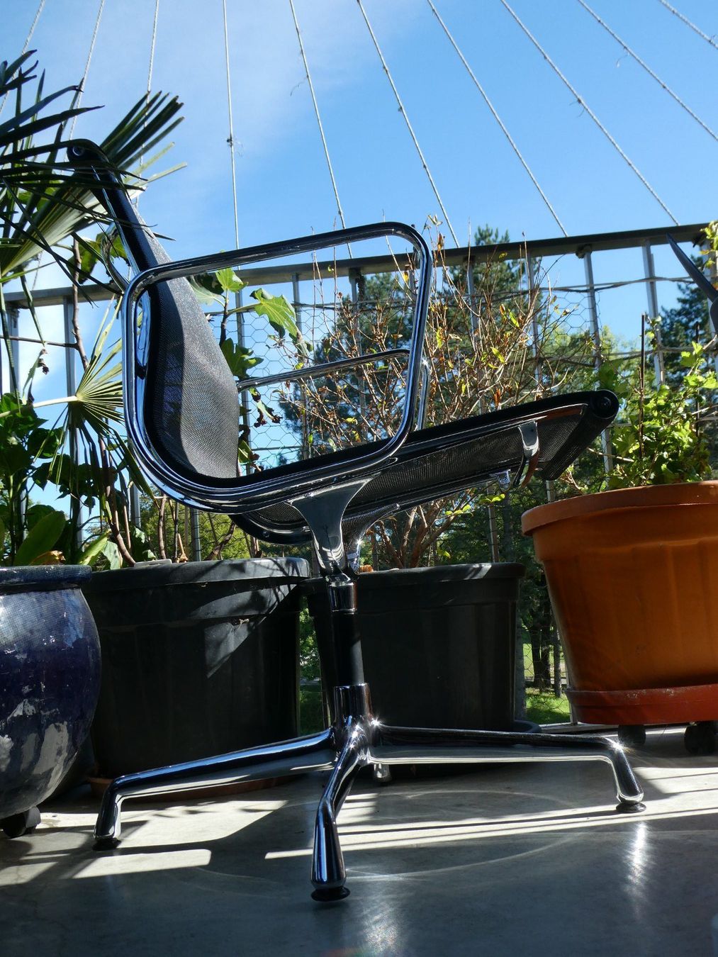 Vitra Sessel: Fauteuil Vitra EA 107 – Gebraucht aus Meyrin von Sgyg 1