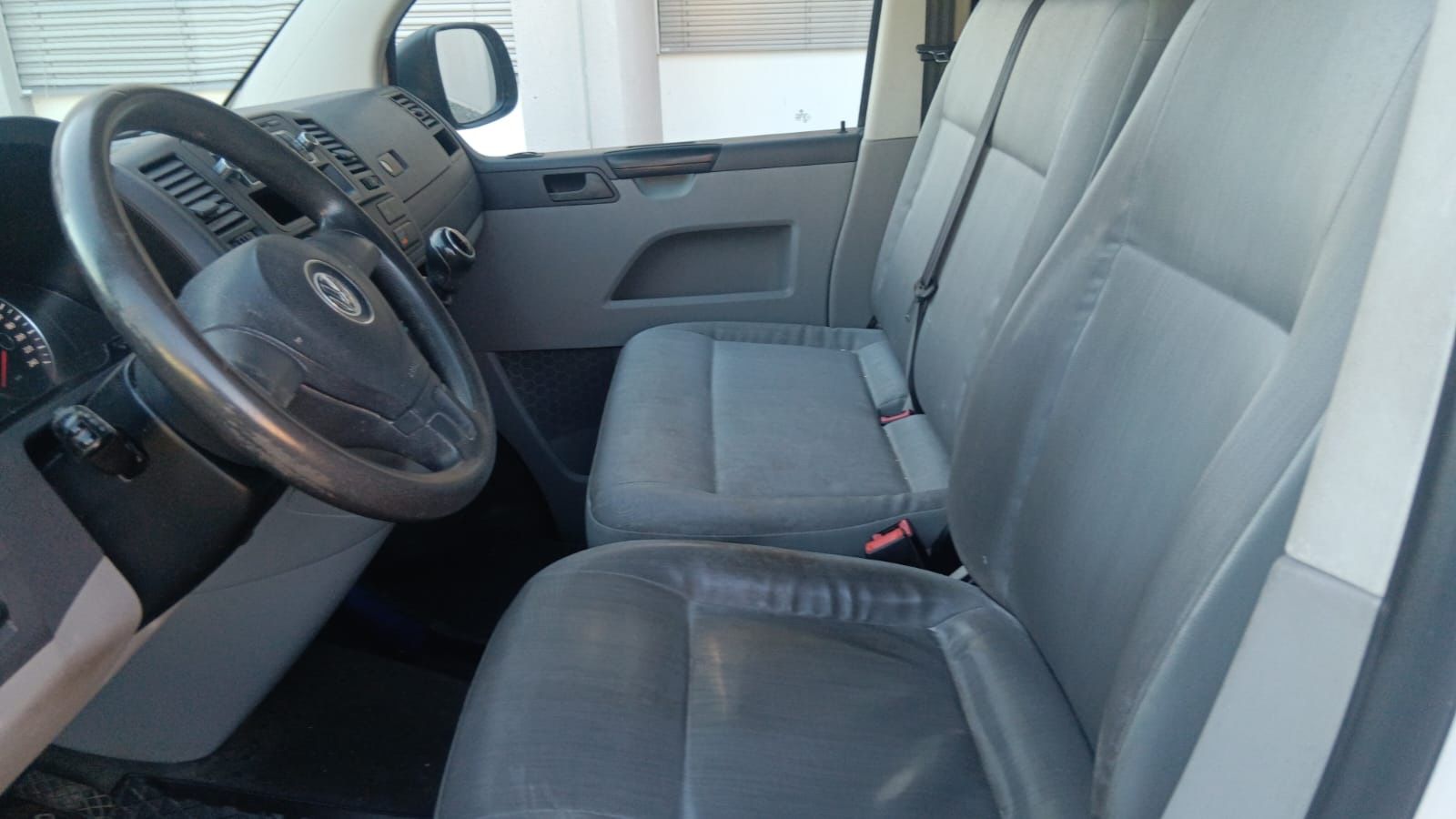 VW Automobili: VW T5 BMT TDI 4x4 – Usato da Rebstein venduto da TonyRasta-Autohandel 6