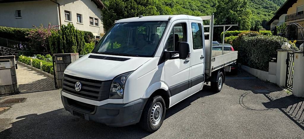 Nutzfahrzeuge: VW Crafter 35 2.0 BiTDI CR 2015 – Gebraucht aus Onex von qsa_tlm8
