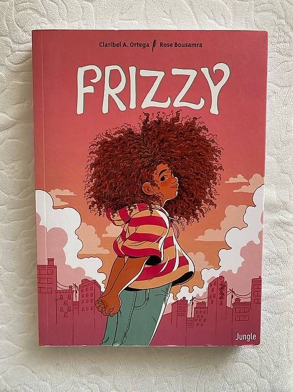 Bücher: Frizzy de Claribel Ortega – Gebraucht aus Martigny von Darbyx