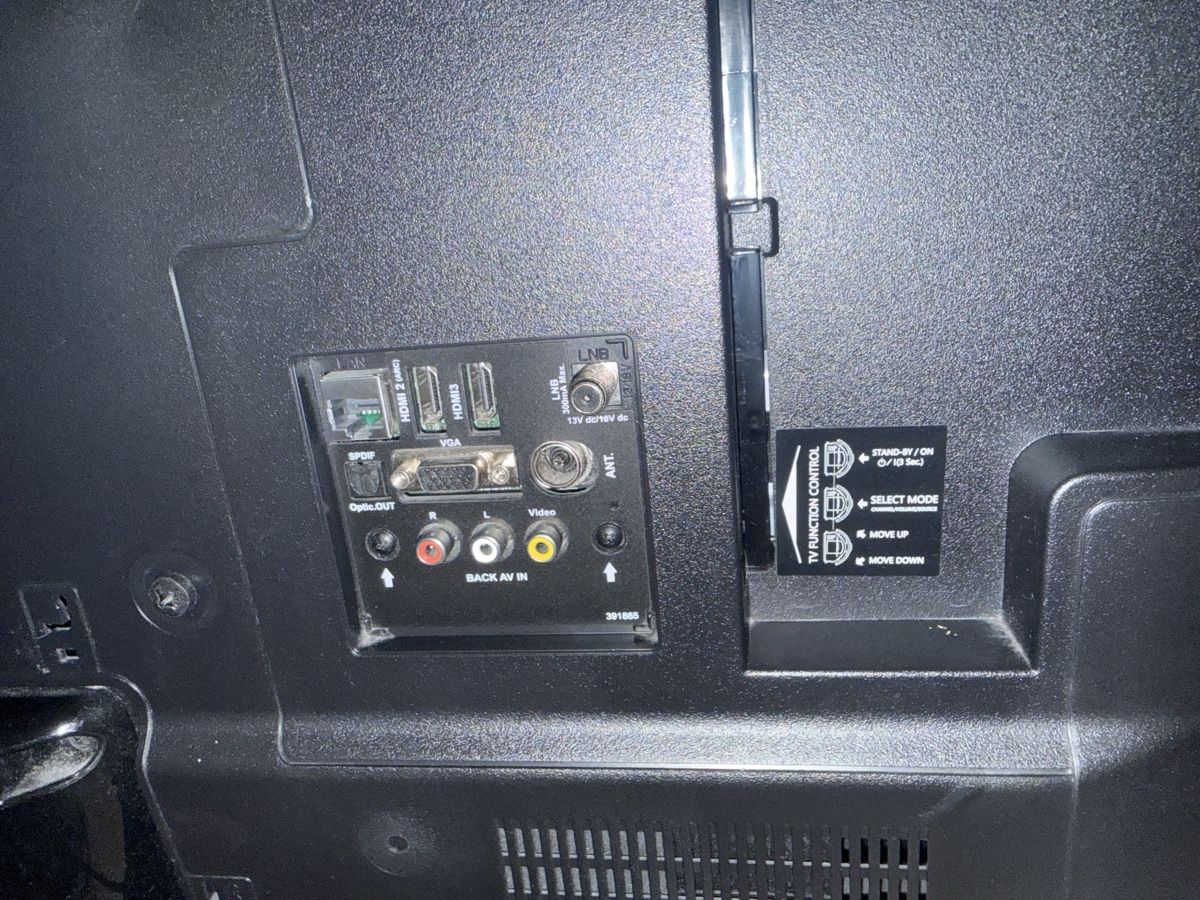 Durabase Fernseher: Fernseher Durabase – Gebraucht aus Turbenthal von rah_ydk5 2