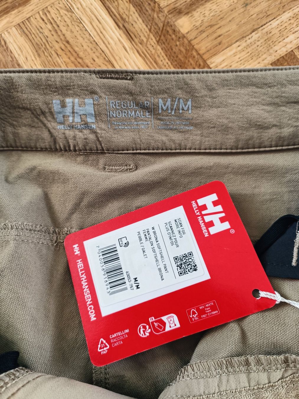 Helly Hansen Pantaloni: Helly Hansen Damen Wanderhose Gr M Brona Softshell beige Neu – Nuovo e nell'imballaggio originale da Oberhofen Thun'see venduto da cri_6md2 1