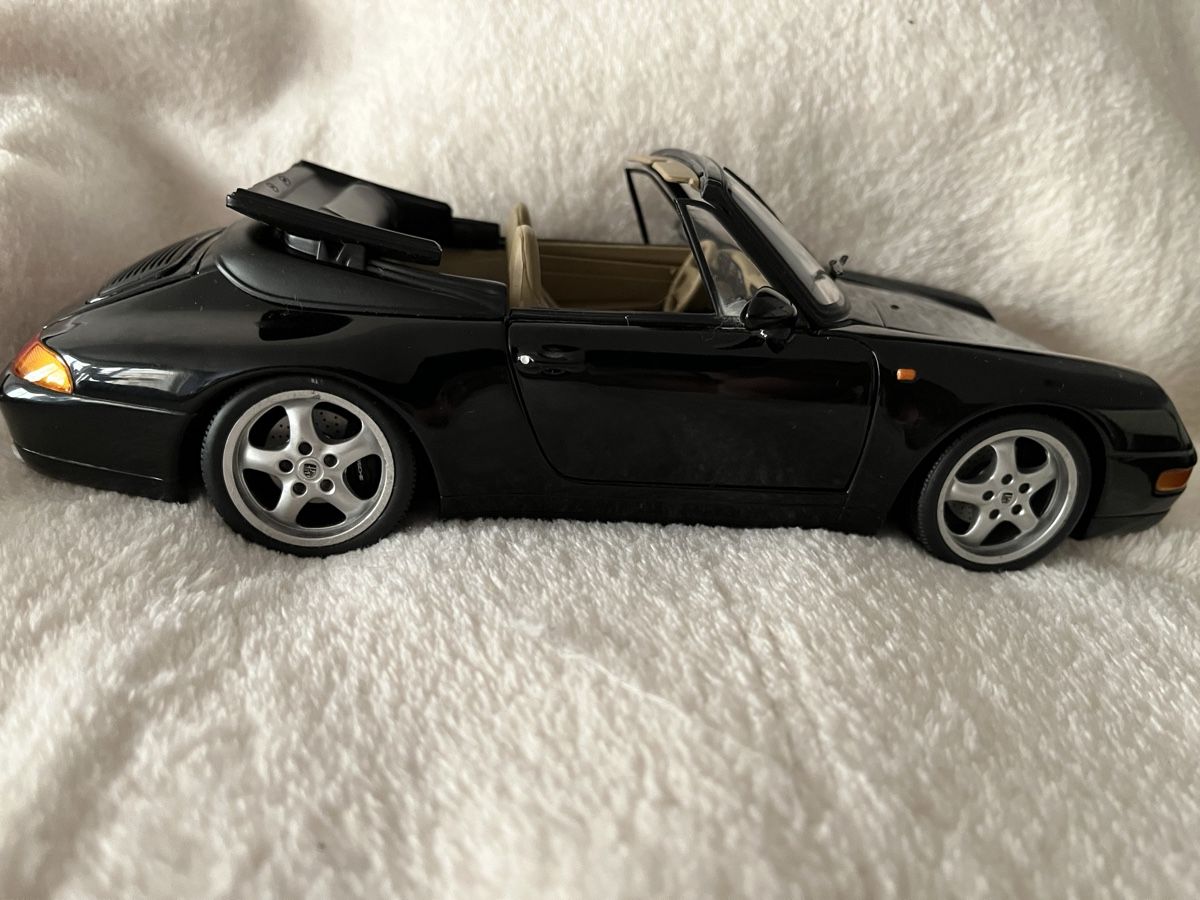 UT Models Modellautos: Porsche Cabriolet 911Typ 993 – Neu (gemäss Beschreibung) aus Oberweningen von mer_2yn9 4