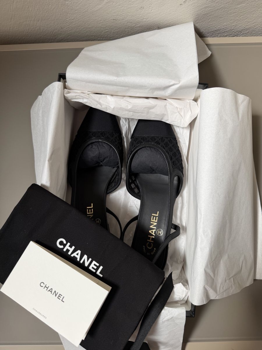 Chanel Scarpe da donna: Chanel slingbacks black – Usato da Martigny venduto da Fashion_Mania 6