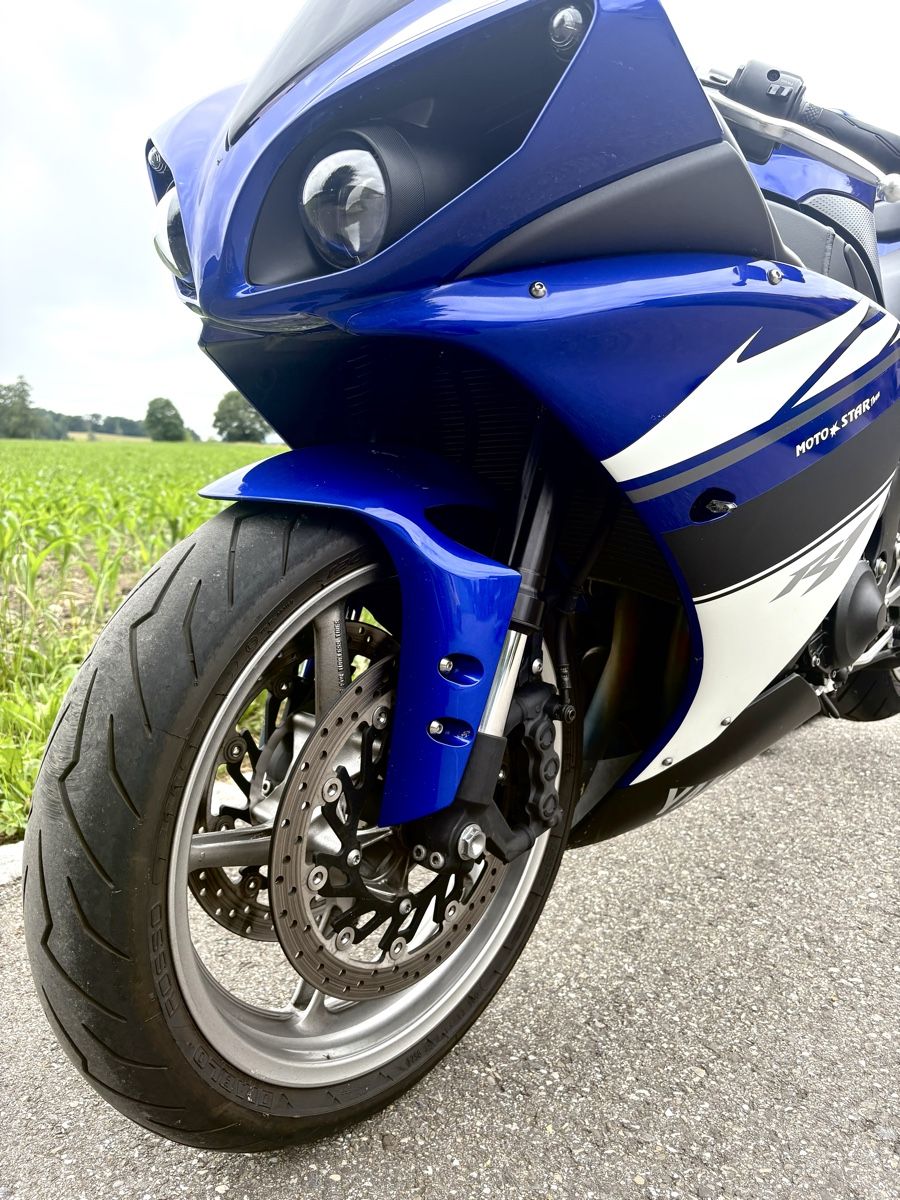 Yamaha Strada: Yamaha R1 – Usato da Kerzers venduto da rocco65 6