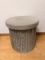 Grauer Samt Hocker/Tisch mit Stauraum, Top Zustand!