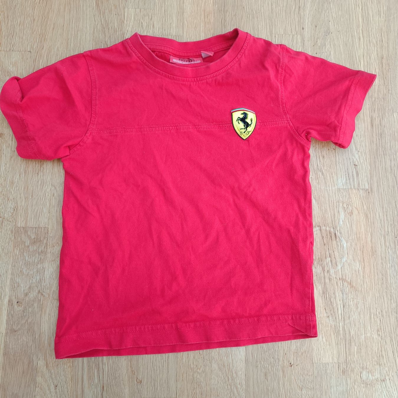 Camicie, T-shirt & Polo: T-Shirt Grösse 92 – Usato da Jaberg venduto da urig17.