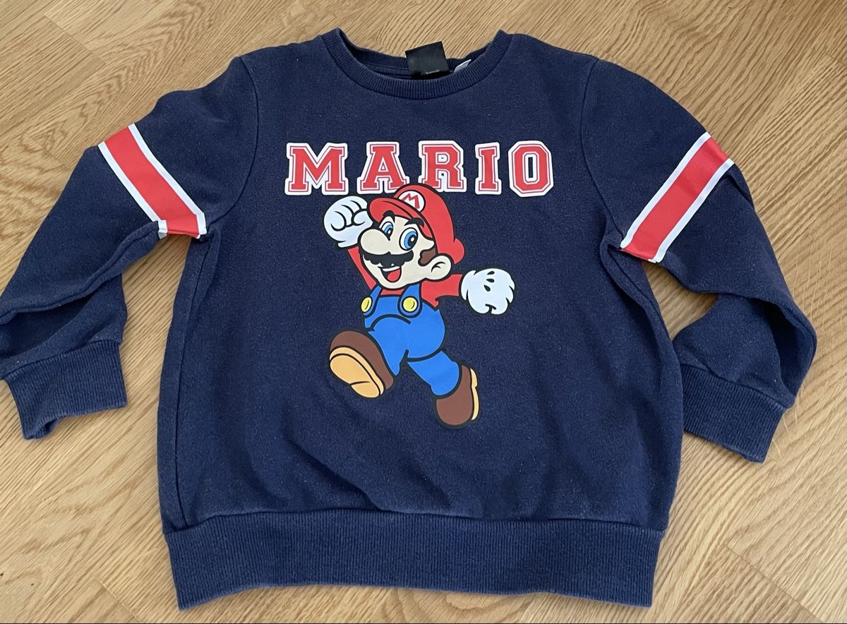 Pullover & Sweatshirts: Pull Mario Bros – Gebraucht aus Bussigny von Dali430