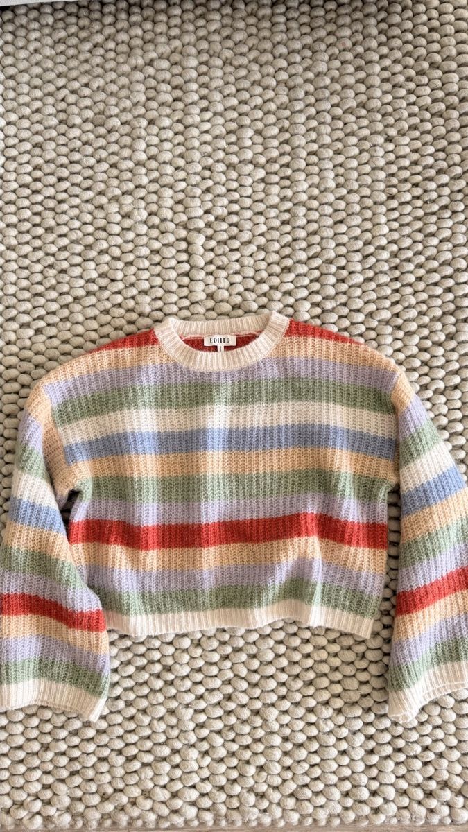 Pulls & Sweat-shirts: EDITED Pullover – Neuf (Voir description) à Schaffhausen par melanieisa 1