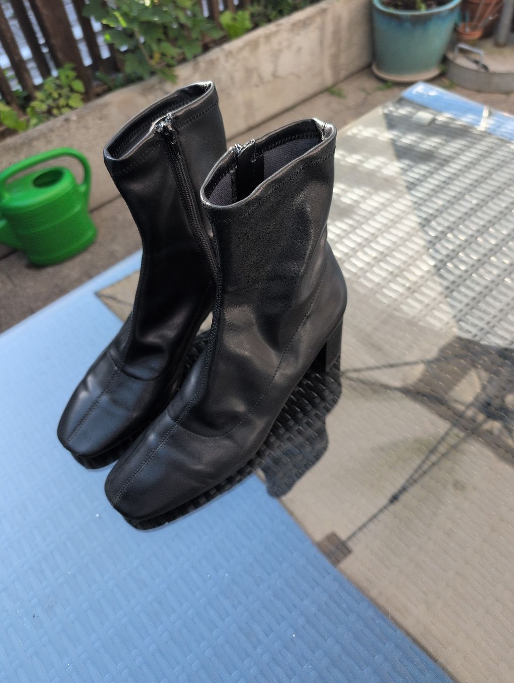 Scarpe da donna: Bottines noires MNG T41 bon état – Usato da Bassersdorf venduto da pca_cz6q 2
