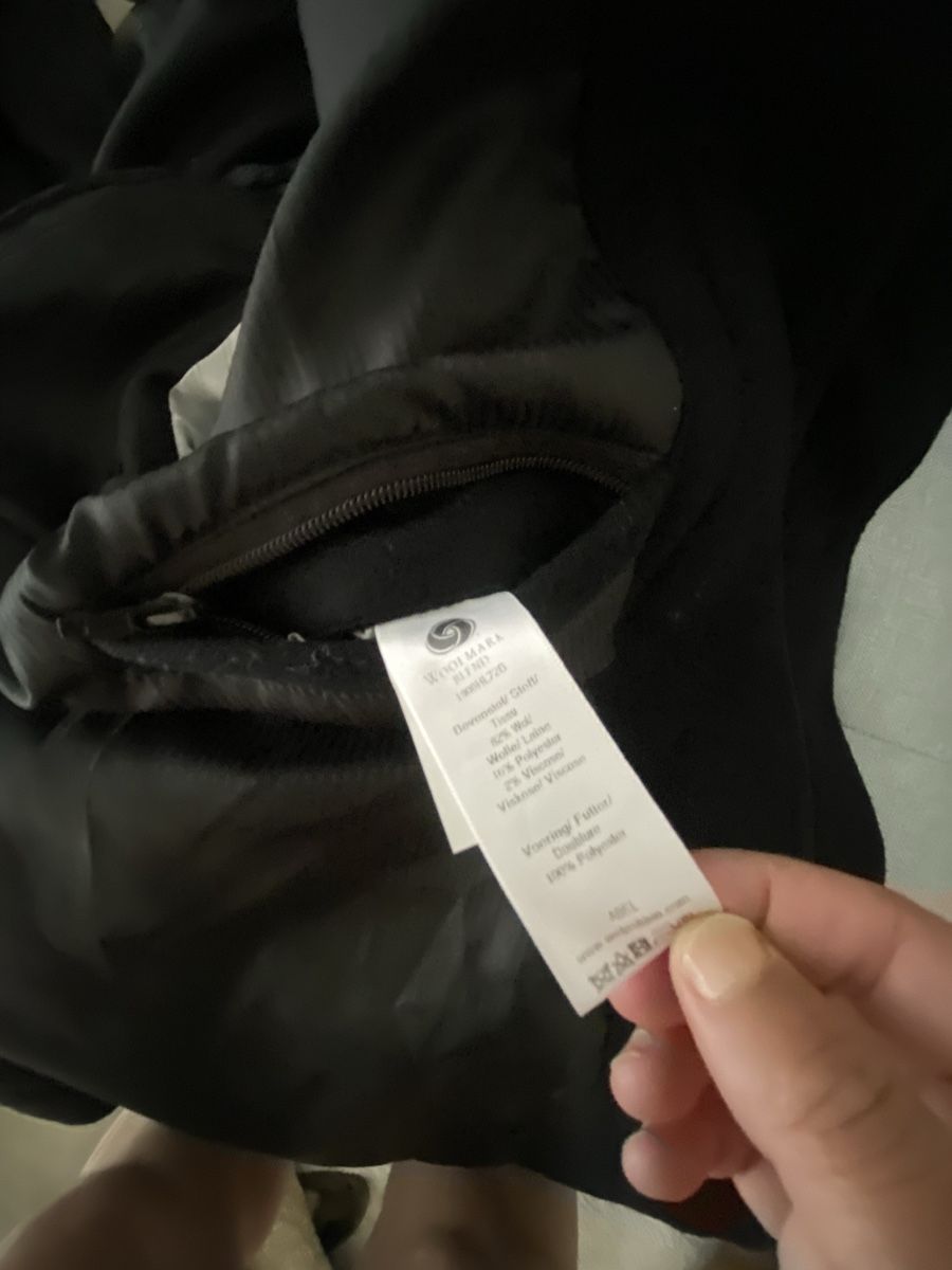Cappotti: Schwarzer wintermantel gr XXL – Nuovo (secondo la descrizione) da Brügg BE venduto da nou_8ht9 5