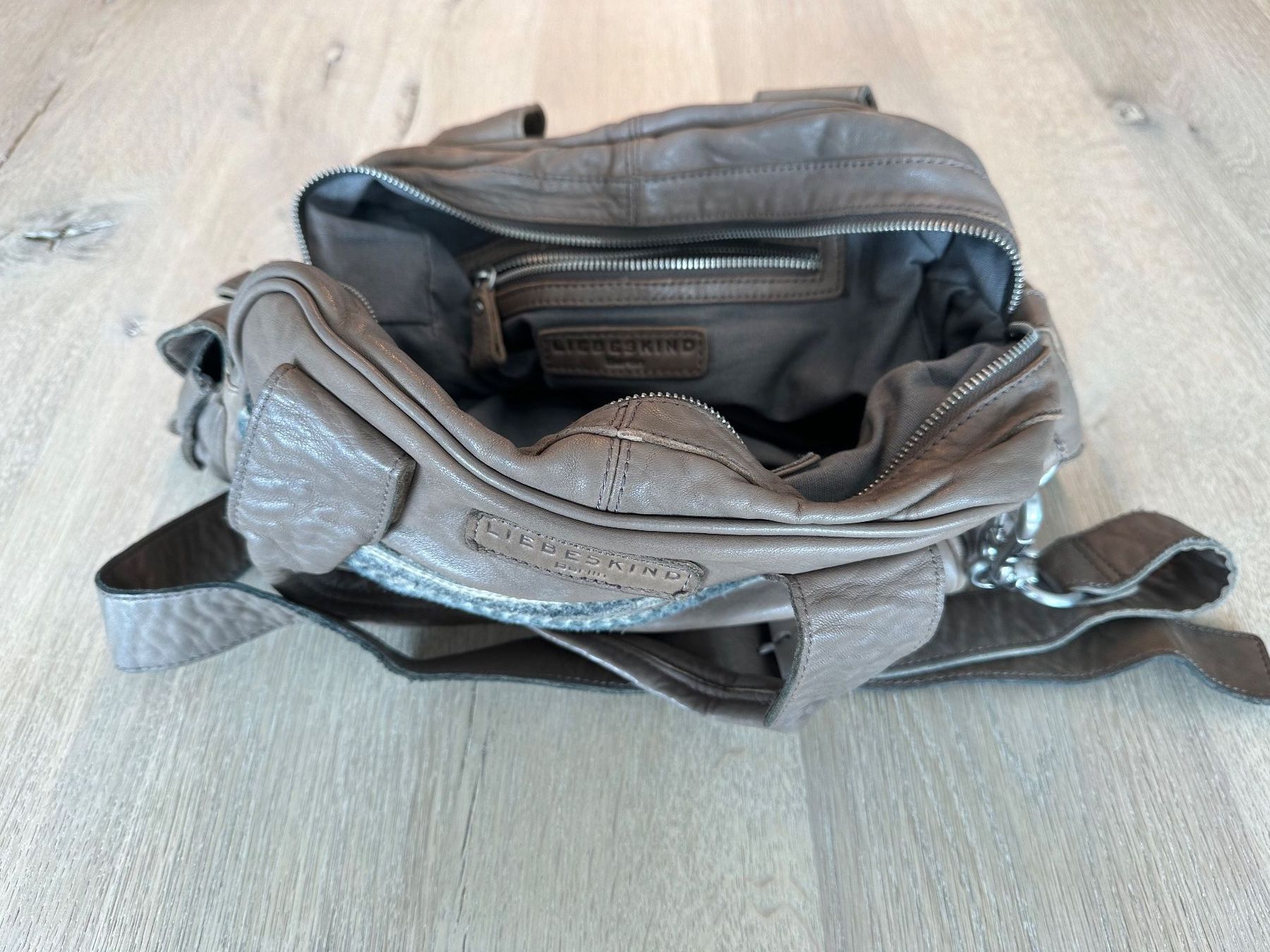 Liebeskind Sacs femmes: LIEBESKIND Berlin – D'occasion à Untersiggenthal par Laterne62 1