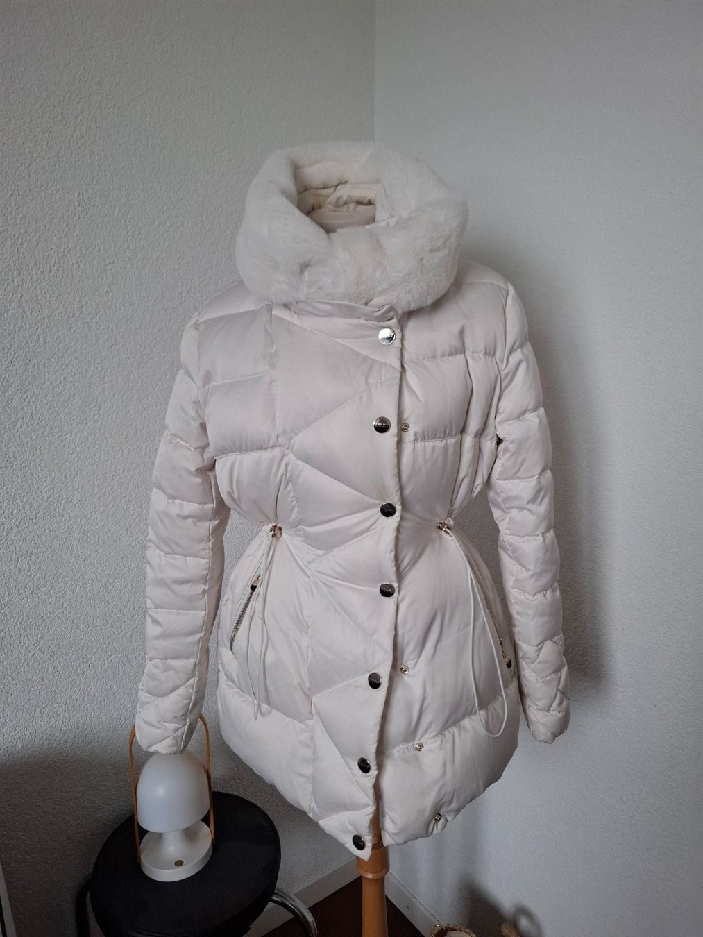 Liu Jo Giacche: Liu Jo, Winterjacke, beige, Gr. S – Nuovo (secondo la descrizione) da Ipsach venduto da Tapsi2 3